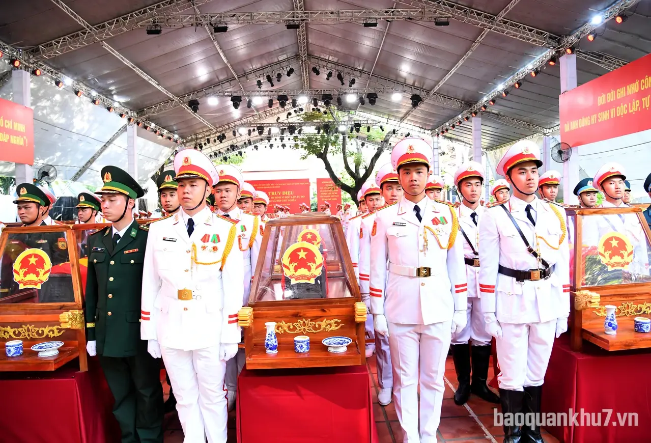 Tổng duyệt lễ viếng, truy điệu và an táng hài cốt liệt sĩ được quy tập tại công viên Lê Thị Riêng