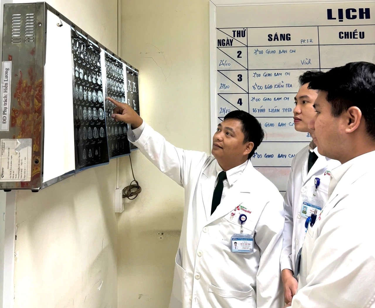 Y, bác sĩ Bệnh viện Quân y 7A giành lại sự sống cho bệnh nhân ngừng tim do nhồi máu cơ tim cấp
