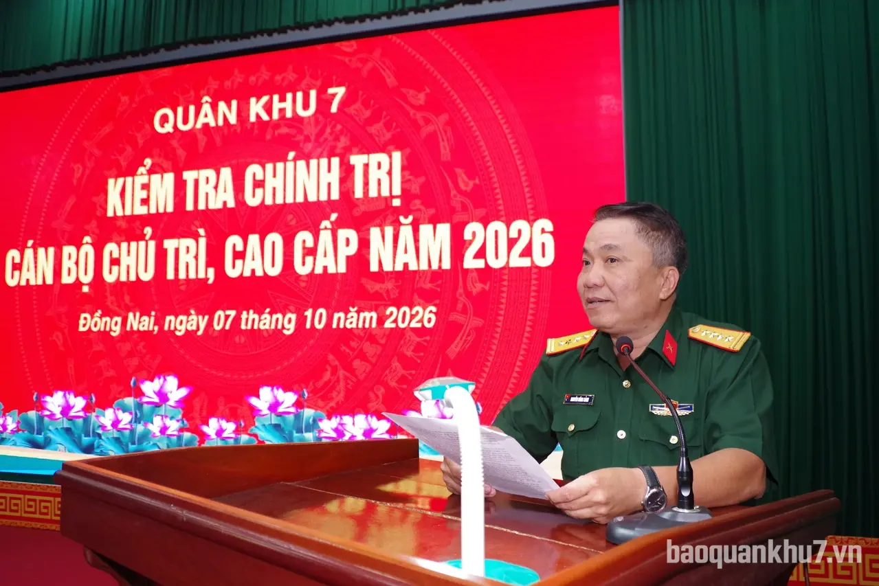 Quân khu 7 kiểm tra chính trị cán bộ chủ trì, cao cấp Cụm 5