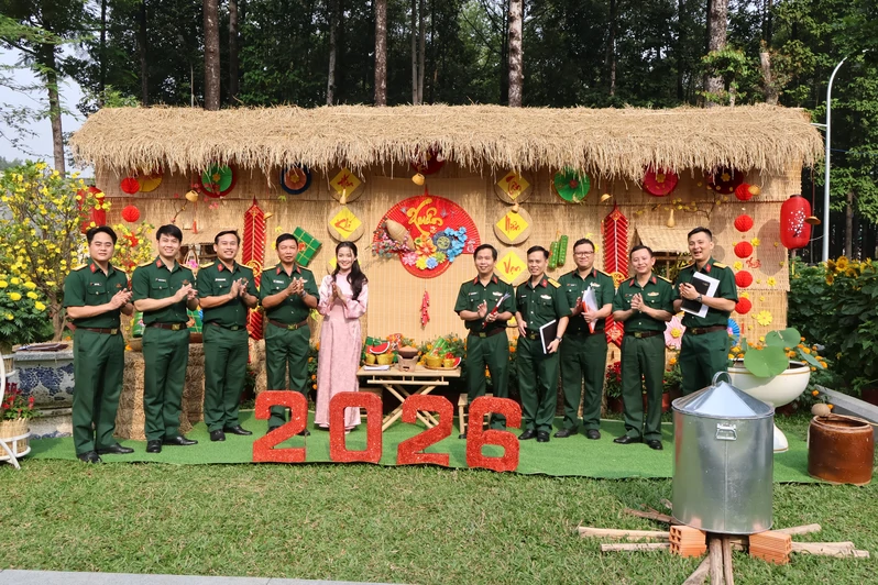 Khối thi đua số 1 Quân khu 7 chấm điểm trang trí cảnh quan môi trường đón Xuân Bính Ngọ năm 2026