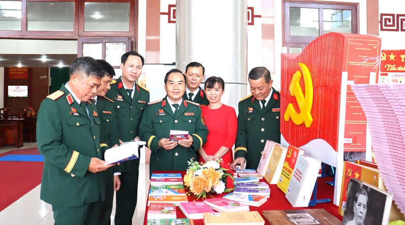 Trường Sĩ quan Lục quân 2: Thi đua dạy tốt, học tốt
