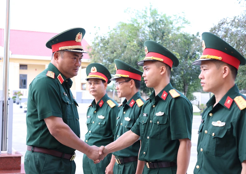 Trung tướng Lê Xuân Thế kiểm tra, nắm tình hình thực hiện nhiệm vụ tại Kho K9