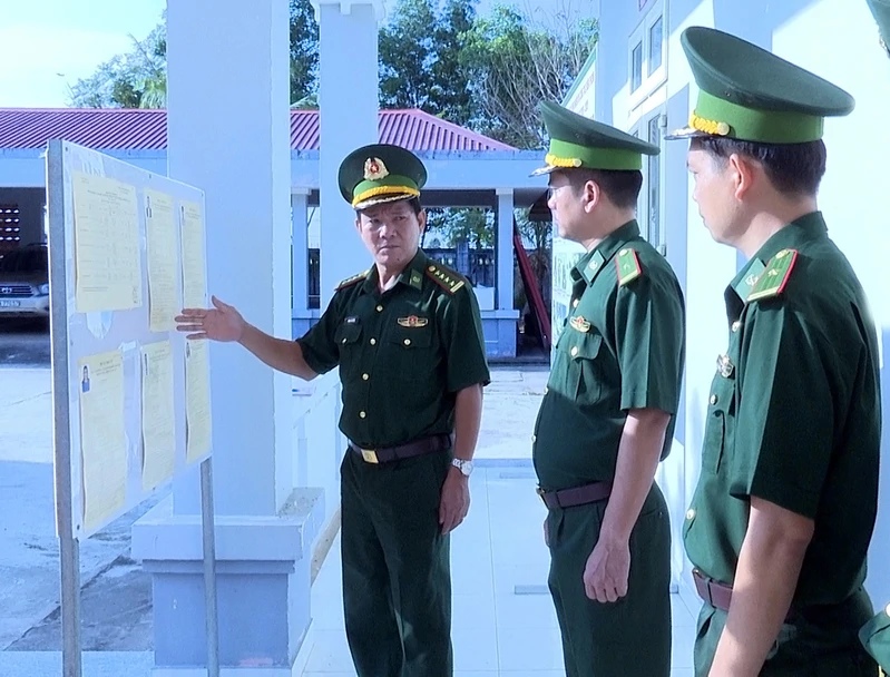 Ban Chỉ huy Bộ đội Biên phòng tỉnh Tây Ninh kiểm tra công tác chuẩn bị bầu cử tại các đơn vị