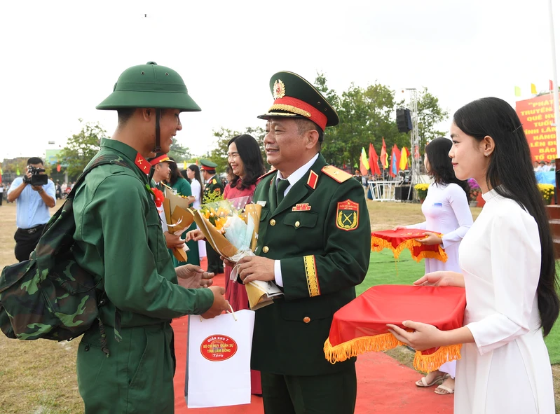 Tỉnh Lâm Đồng tổ chức Lễ giao nhận quân năm 2026