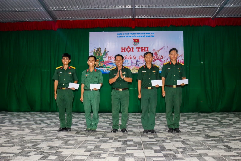 Sôi nổi Hội thi “Tiếng hát chiến sĩ mới năm 2026”