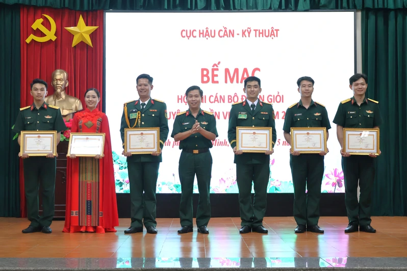 Cục Hậu cần – Kỹ thuật Quân khu bế mạc Hội thi cán bộ Đoàn giỏi và tuyên truyền viên trẻ năm 2026