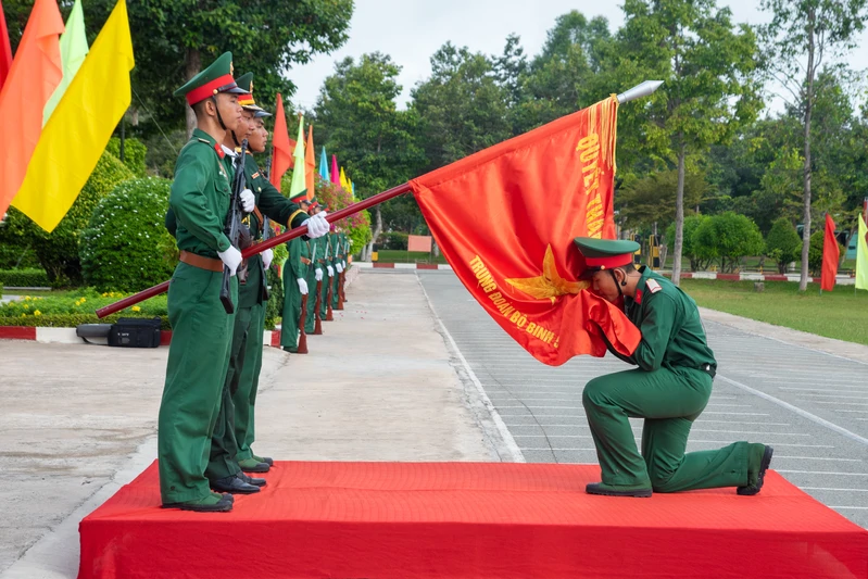  Sư đoàn 5 tuyên thệ chiến sĩ mới.
