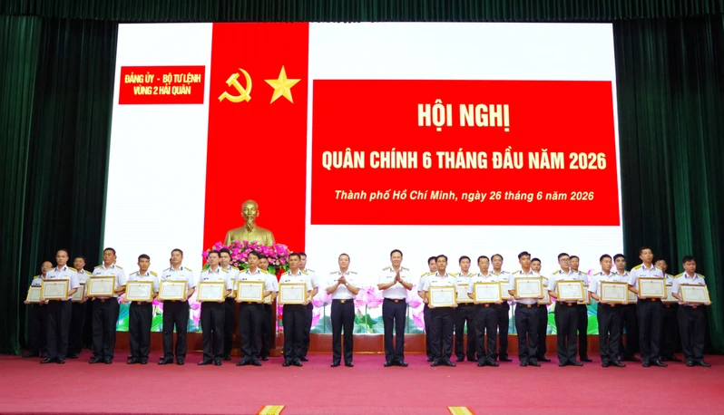Vùng 2 Hải quân tổ chức Hội nghị quân chính 6 tháng đầu năm 2026