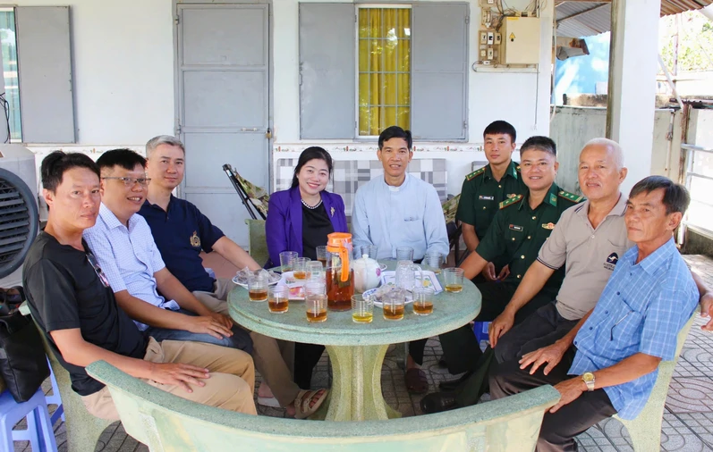 Đồn Biên phòng Cần Thạnh phối hợp tuyên truyền phòng, chống ma túy cho giáo dân