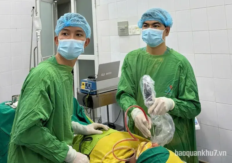 Bệnh viện Quân Dân y Miền Đông: Phẫu thuật thành công ca bệnh u mạch máu dạng hang trong xương hốc mũi cực kỳ hiếm gặp