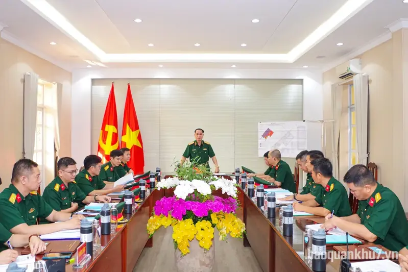 Thủ trưởng Quân khu 7 kiểm tra công tác cải cách hành chính, chuyển đổi số tại Kho VK102