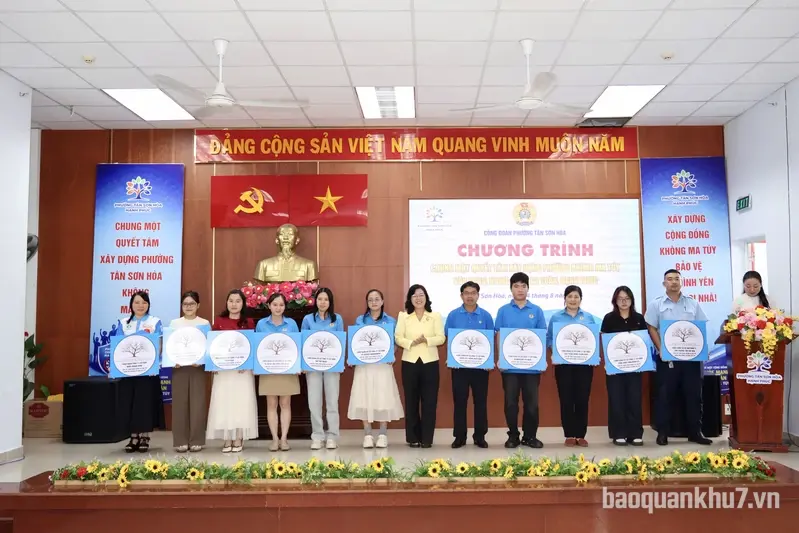 Công đoàn phường Tân Sơn Hòa quyết tâm xây dựng môi trường làm việc không ma túy