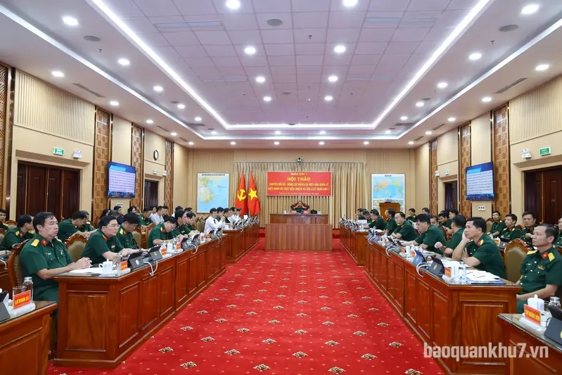 Quân khu 7 Hội thảo "Chuyển đổi số – động lực nâng cao hiệu quả quản lý, điều hành và thực hiện nhiệm vụ"