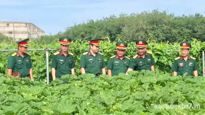 Một chiều để bảo đảm an toàn bếp ăn