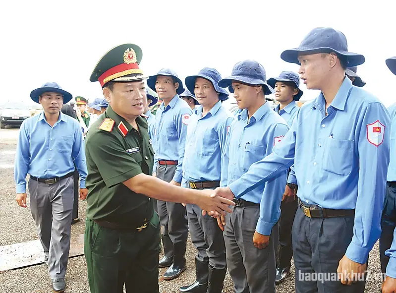 Chính ủy Quân khu 7 gửi Thư khen cán bộ, chiến sĩ, các lực lượng thực hiện nhiệm vụ tìm kiếm, quy tập và xác định danh tính hài cốt liệt sĩ
