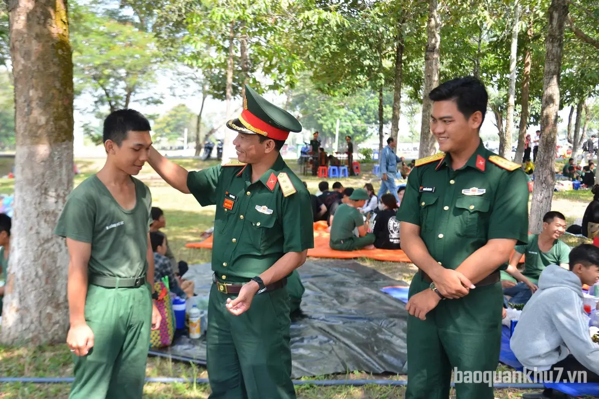 Trung đoàn 4, Sư đoàn 5: Tăng cường công tác quản lý tư tưởng, duy trì nghiêm kỷ luật và bảo đảm an toàn