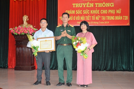 Binh đoàn 16 truyền thông chăm sóc sức khỏe phụ nữ