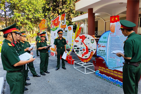 Trường Quân sự Quân khu sôi nổi hoạt động chào mừng Ngày Truyền thống Quân khu và Nhà trường