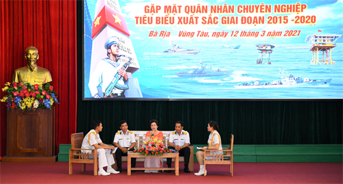 Vùng 2 Hải quân gặp mặt quân nhân chuyên nghiệp tiêu biểu xuất sắc giai đoạn 2015-2021