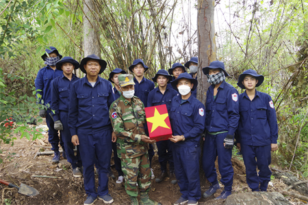 Phát hiện thêm 1 hài cốt liệt sĩ Quân tình nguyện Việt Nam