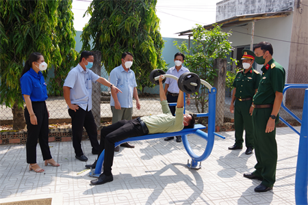 Sư đoàn 5 thắm tình quân dân vùng đồng bào tôn giáo