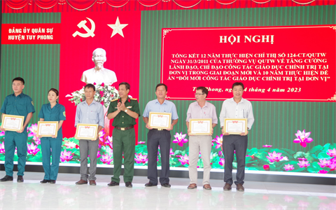 Huyện Tuy Phong, tỉnh Bình Thuận đổi mới, nâng cao chất lượng công tác giáo dục chính trị