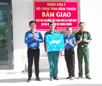 Tỉnh Bình Thuận bàn giao “Ngôi nhà 100 đồng”