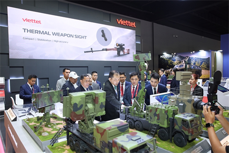 Viettel mở rộng kinh doanh sản phẩm quốc phòng - công nghệ cao tại Malaysia
