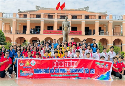 Tuổi trẻ quận Tân Bình tham gia “Hành trình TPHCM – Thành phố tôi yêu”