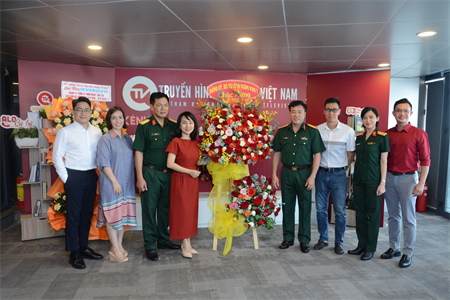 Quân khu 7 thăm, chúc mừng các cơ quan thông tấn, báo chí trên địa bàn Thành phố Hồ Chí Minh
