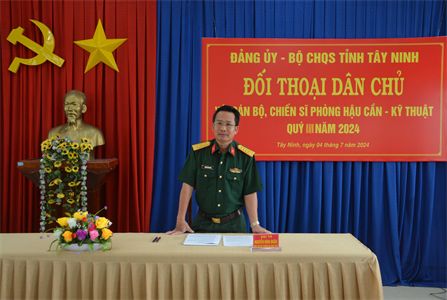 Bộ CHQS tỉnh Tây Ninh đối thoại dân chủ với cán bộ, chiến sĩ Phòng Hậu cần - Kỹ thuật