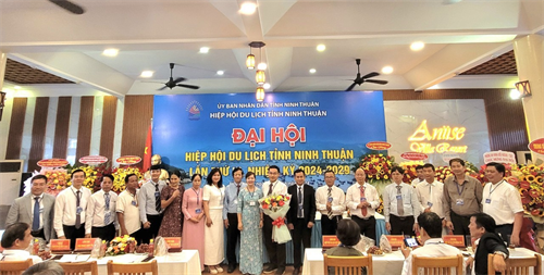 Hiệp hội du lịch tỉnh Ninh Thuận phối hợp Express24h, Lê Phạm Media tổ chức đêm nhạc EDM chủ đề: "Khám phá đời sống văn hóa, du lịch Ninh Hải "