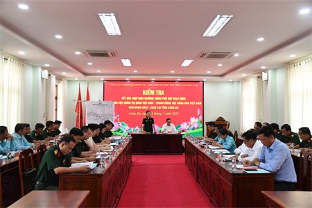 Cục Dân vận, Tổng cục Chính trị phối hợp Trung ương Hội Nông dân Việt Nam kiểm tra chương trình phối hợp hoạt động tại tỉnh Long An