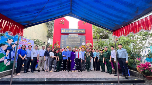 THÔNG BÁO về việc cung cấp thông tin liệt sĩ ghi tên vào Bia tưởng niệm liệt sĩ phường Tân Thới Hòa, quận Tân Phú, TPHCM