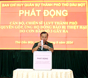 Ban CHQS thành phố Thủ Dầu Một: Chi trả phụ cấp quân nhân dự bị và quyên góp ủng hộ đồng bào bị ảnh hưởng do bão số 3