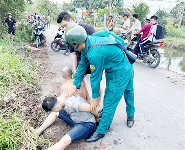 Huyện Bình Chánh, TPHCM: dân quân dũng cảm bắt trộm tài sản