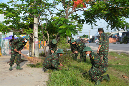 Chung tay xây dựng quê hương