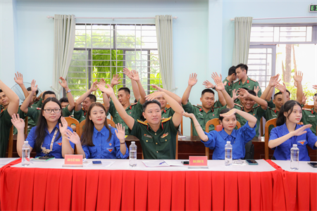 Trung Đoàn Gia Định: Diễn đàn thanh niên “Khát vọng cống hiến - Lẽ sống thanh niên”