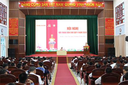 Vùng 2 Hải quân đối thoại dân chủ quý IV năm 2024