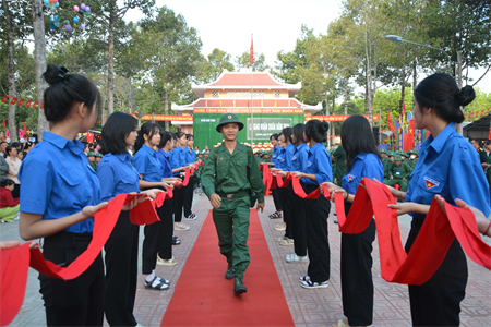 Huyện Gò Dầu được chọn làm điểm tổ chức “Tuổi trẻ tòng quân” và lễ giao, nhận quân năm 2025