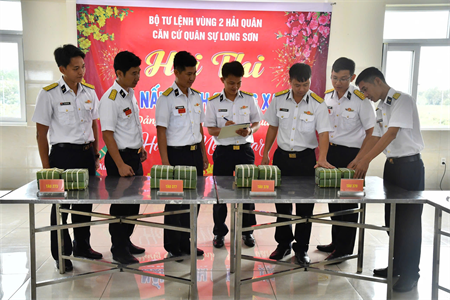 Vùng 2 Hải quân vui Xuân đón Tết an toàn, tiết kiệm, sẵn sàng chiến đấu cao