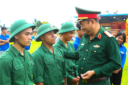 Sôi nổi Hội trại tòng quân “Tuổi trẻ Đức Trọng tự hào truyền thống - Tiếp bước cha anh”