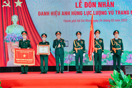 Bệnh viện Quân y 175 nhận danh hiệu Anh hùng Lực lượng vũ trang nhân dân