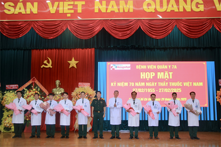 Bệnh viện Quân y 7A họp mặt kỷ niệm Ngày Thầy thuốc Việt Nam