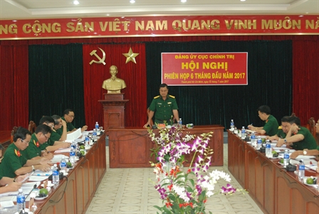 Đảng ủy Cục Chính trị Quân khu hội nghị phiên họp 6 tháng đầu năm 2017:
Đột phá vào công tác thông tin, tuyên truyền, định hướng tư tưởng