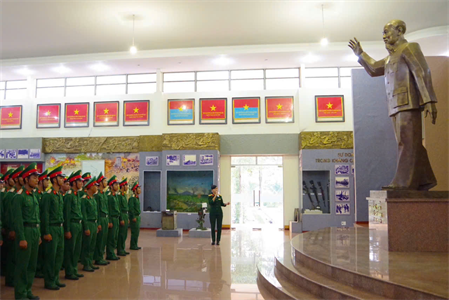 Sư đoàn 5: Dấu ấn 10 năm thực hiện Chỉ thị 05 của Bộ Chính trị