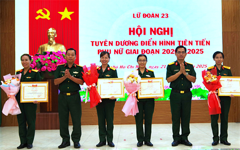 Lữ đoàn 23: Hội nghị tuyên dương điển hình tiên tiến phụ nữ giai đoạn 2020 - 2025