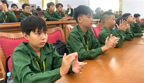 Thành phố Thủ Dầu Một, tỉnh Bình Dương: 130 em học sinh tham gia Chương trình “Học làm chiến sĩ Quân đội Nhân dân Việt Nam”