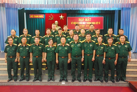 Bộ Tham mưu họp mặt tri ân các thương binh, thân nhân gia đình liệt sĩ