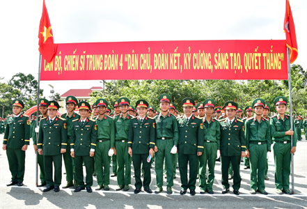 Trung đoàn 4, Sư đoàn 5 tuyên thệ chiến sĩ mới năm 2025